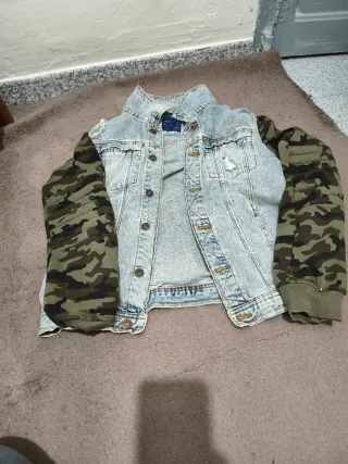 Un lote de ropa talla M y S
