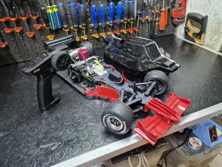 Macchina radiocomandata Ferrari