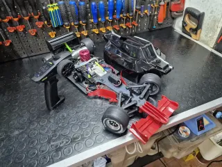 Macchina radiocomandata Ferrari