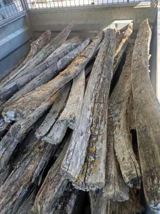 Estacas de madera usadas