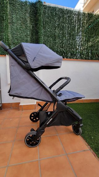 Silla de paseo Easywalker Jackey azul y accesorios