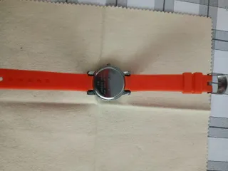 Reloj Lacoste Naranja y Plateado