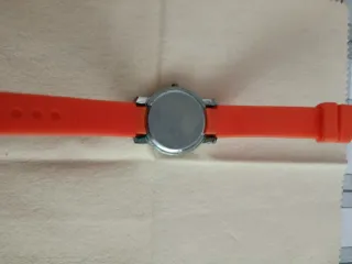 Reloj Lacoste Naranja y Plateado