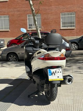Moto 125cc Suzuki Burgman