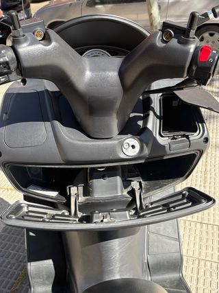 Moto 125cc Suzuki Burgman