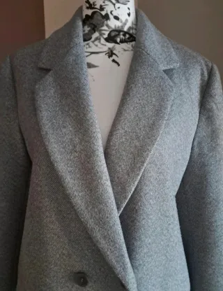 Abrigo Zara Gris Doble Botonadura