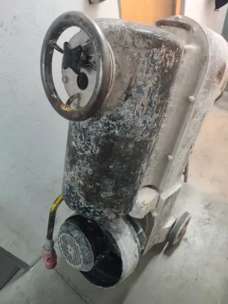 Pulidora trifásica lozano