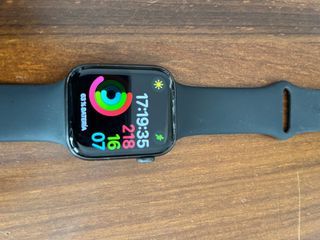 Apple Watch S5 44 mm