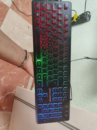 Teclado Gaming BLACKFIRE RGB