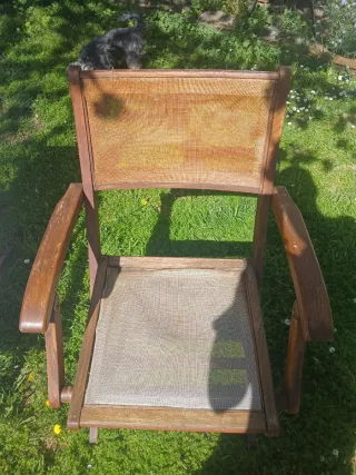 Sillas de madera y tela para campo