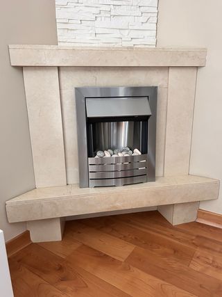 Chimenea Eléctrica y Mármol Beige
