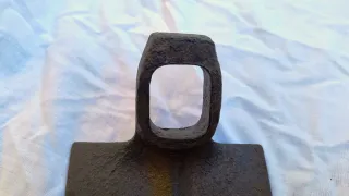 Azada de metal