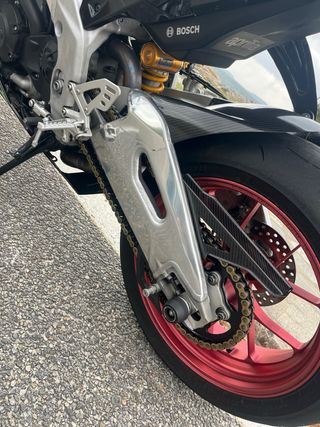 Aprilia RSV4 RF 2019