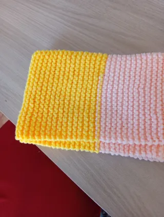 Scaldacollo due colori giallo e rosa