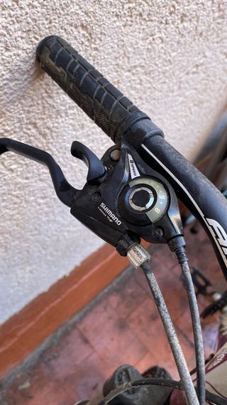 Bicicleta Connor de marchas morada