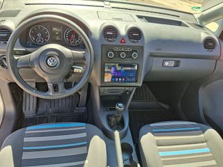 Volkswagen Caddy 2011