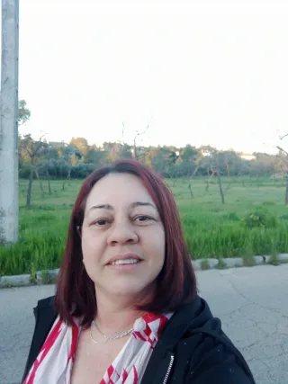Busco trabajo como ayudante de cocina
