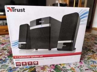 Subwoofer Trust Negro