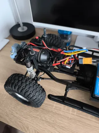 Coche RC Crawler todoterreno
