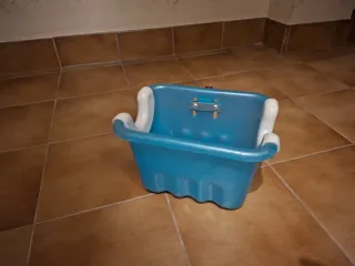 Cesta azul para bici de niño