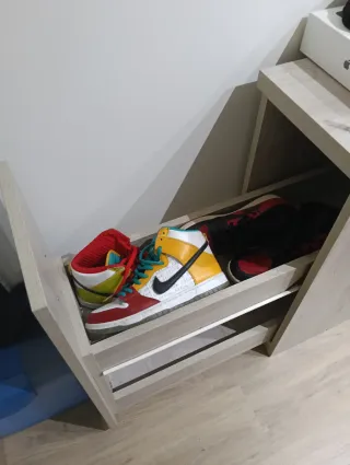 Zapatero de madera