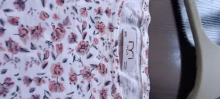 Lote,Pantalón vaquero mujer y 2 camisetas por 5€