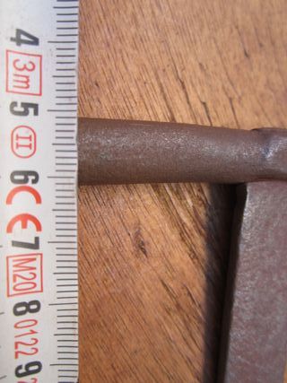Cerrojo antiguo de forja centenaria, 20.5 cm.