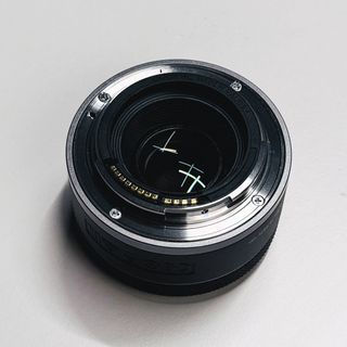 Canon RF 50mm f/1.8 STM