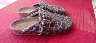 Zuecos leopardo