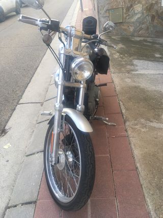 Harley-Davidson Sportster Custom, edicion limitada