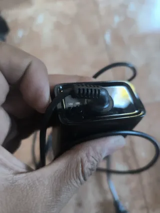 Cargador Hama Universal