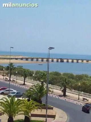 Apartamento con vistas al mar. Fibra óptica+Wi-Fi