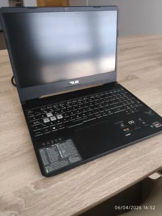 Portátil Asus TUF Gaming 15.6" FX505DT AMD Ryzen 5