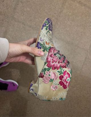 Traje de Fallera Talla 34 con Manteletas