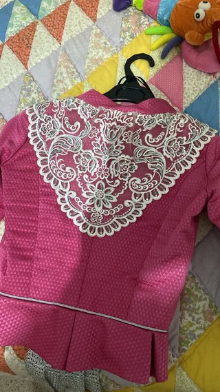 Traje de Fallera Talla 34 con Manteletas