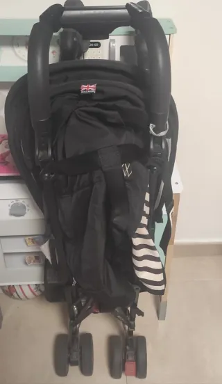 Silla de paseo Maclaren negra