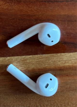 Apple AirPods 2
