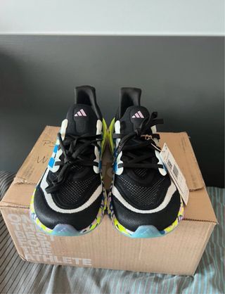Adidas Ultraboost Light Negro Multicolor