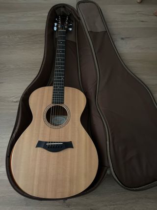 Taylor Academy 12e Electroacústica