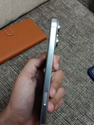 iPhone 16 Pro Max Plata (con caja)