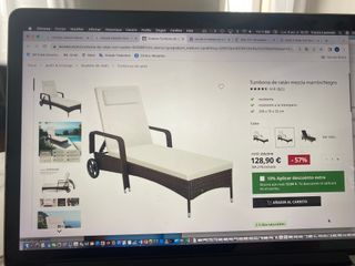 Lote 4 tumbonas ratán con ruedas