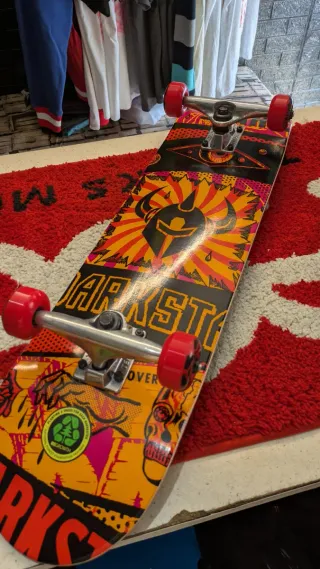 Skate Darkstar Completo