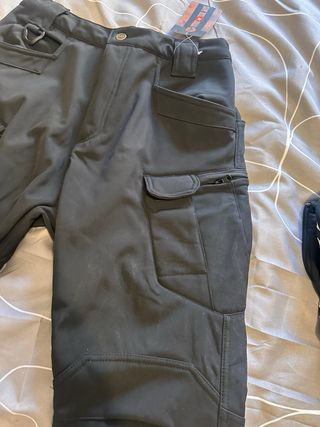 Pantalón cargo negro Nuevo a estrenar