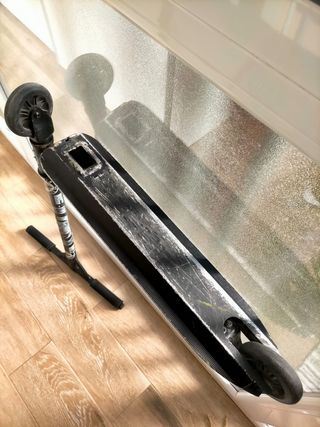 Patinete (Scooter) El Establo Pirata para niño