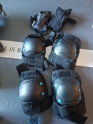 Patines Oxelo y protecciones adulto