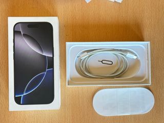 iPhone 16 Pro Negro