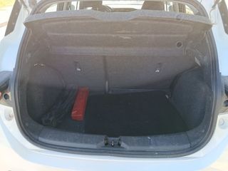 SIN ENTRADA! Nissan Micra 36000KM!