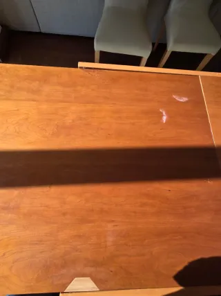 Mesa de comedor de cerezo. Ampliable