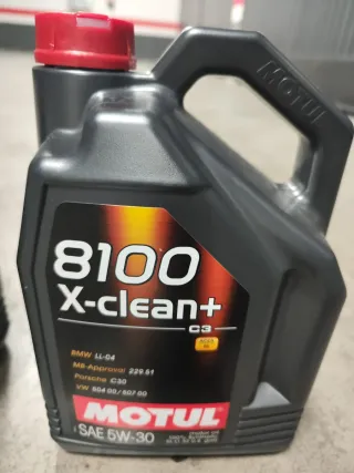 Aceite Motul 8100 X-clean+ 5W-30