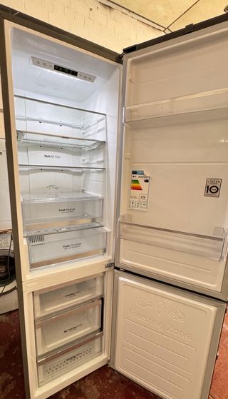 FRIGORÍFICO COMBI NO FROST MARCA LG EN INOX A+++